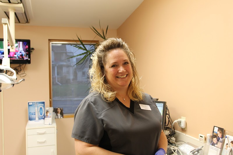 Dr. Riad’s Dental Solution logo